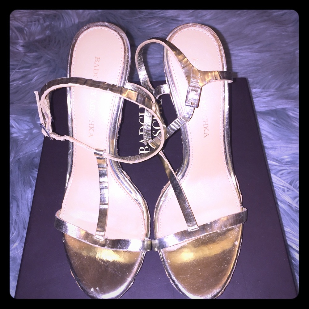 Badley Mischka Gold Wedge Shoes